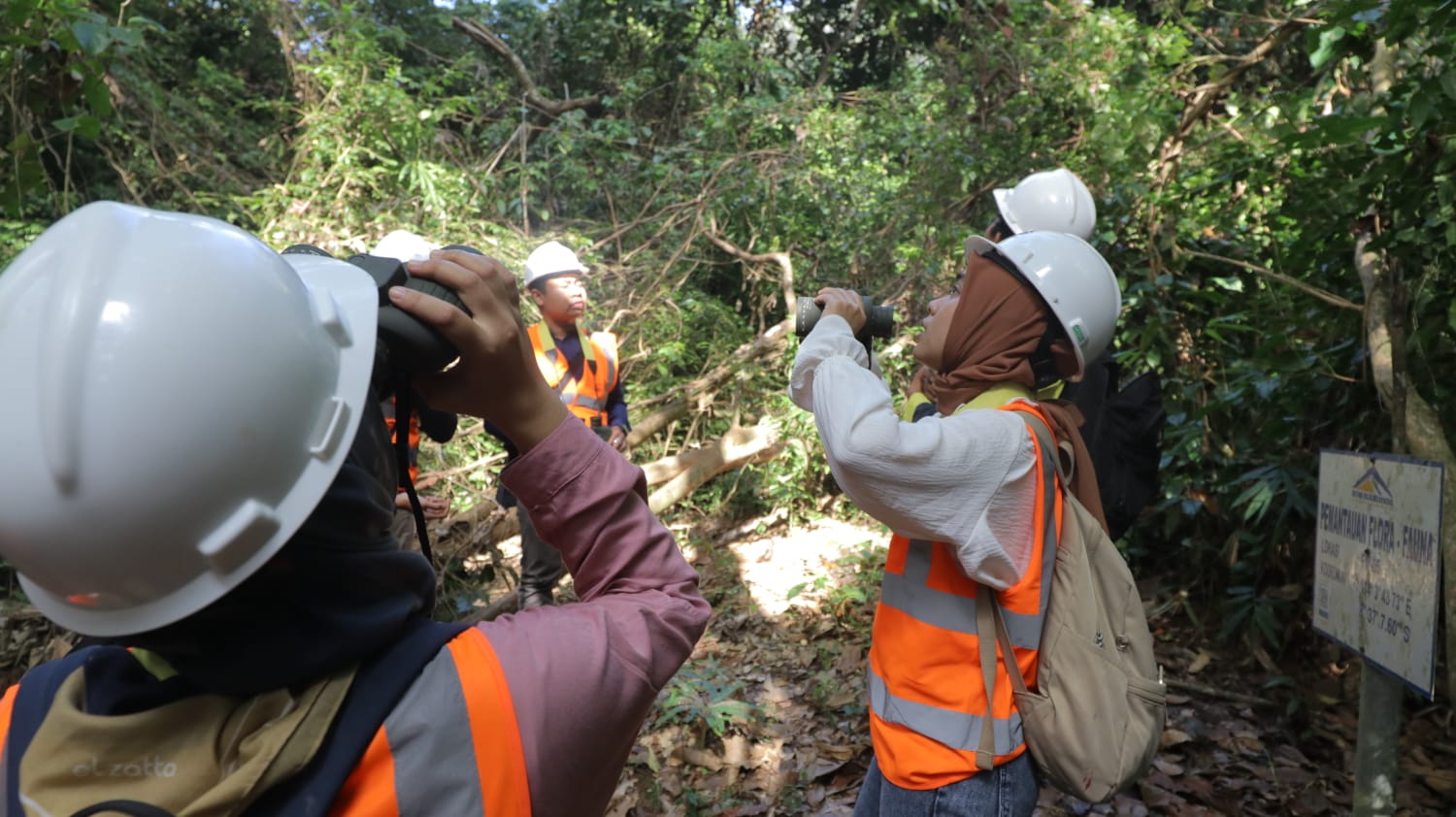 PT Bumi Suksesindo Gelar Bird Watching, Kenalkan Fauna di Tujuh Bukit Operations