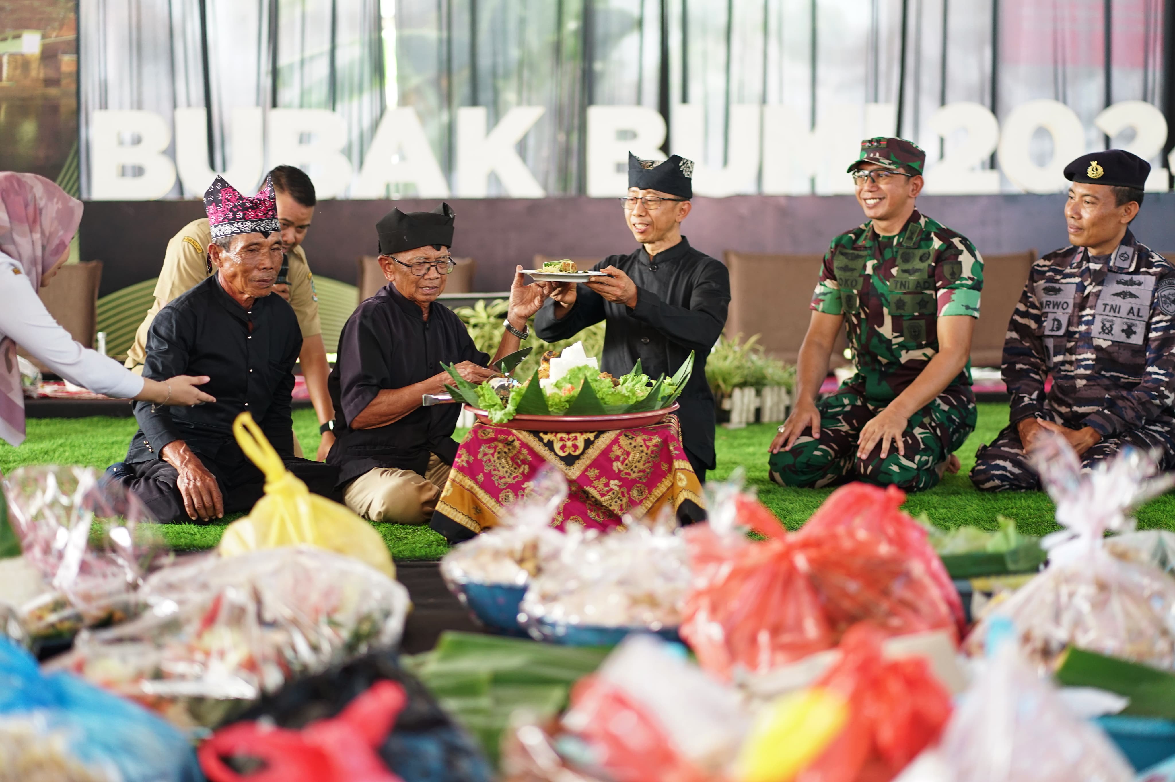 Bubak Bumi, Tradisi Petani Banyuwangi Sambut Awal Musim Tanam