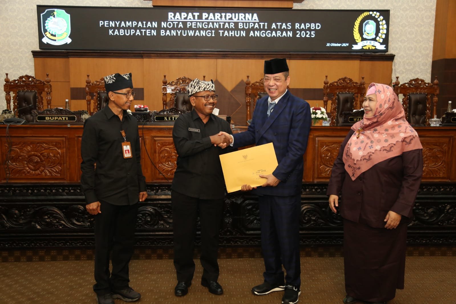 DPRD dan Eksekutif Banyuwangi Mulai Bahas Raperda APBD 2025