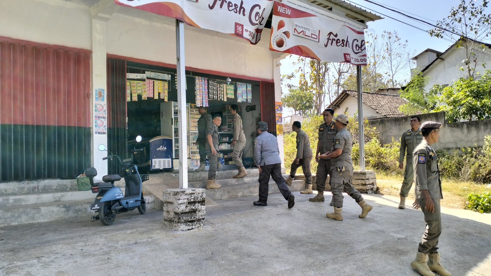 Operasi Rokok Ilegal, Satpol PP Bondowoso Sisir Kecamatan Tegalampel