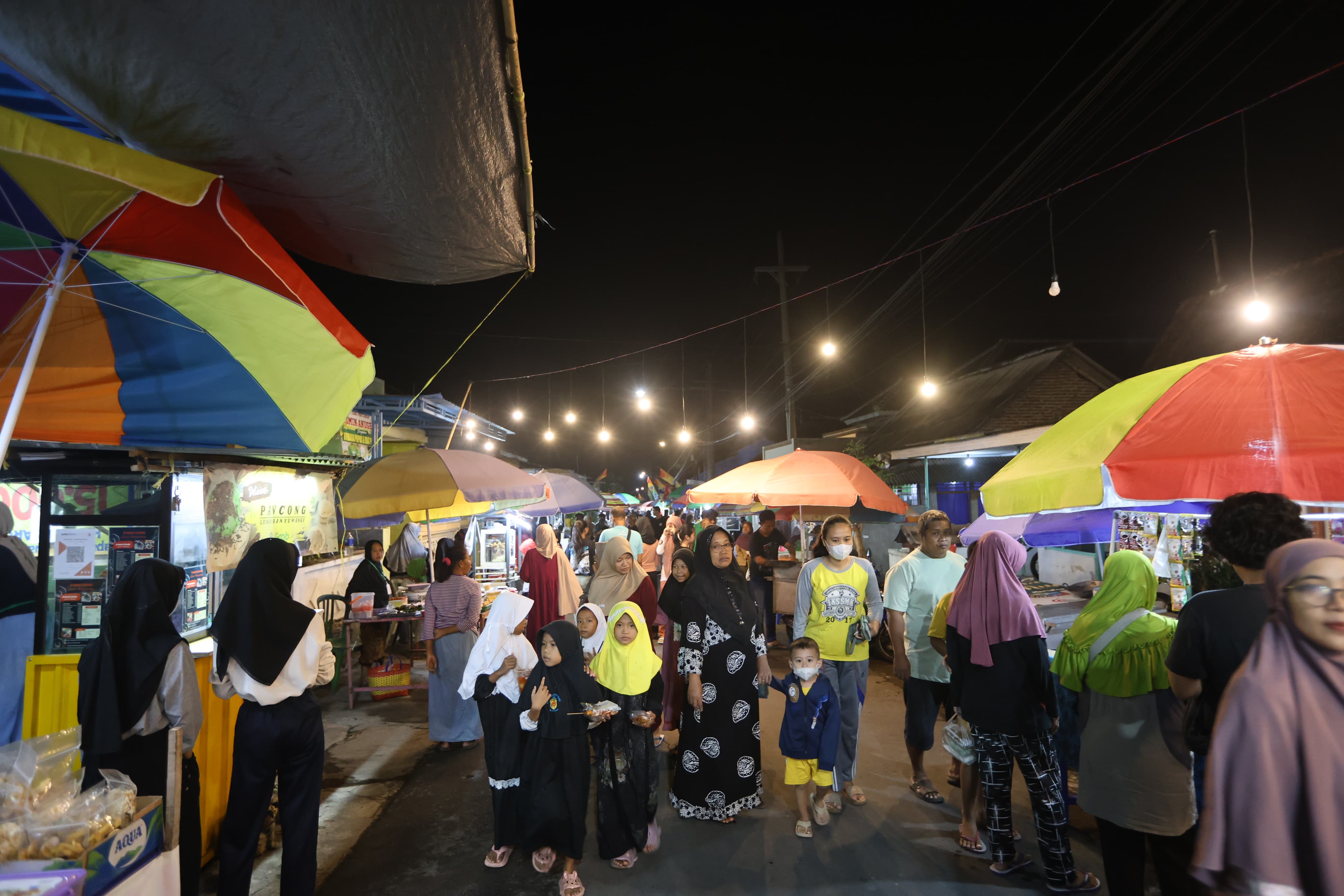 Menikmati Kuliner Banyuwangi di Bazar Kampoeng Cungking