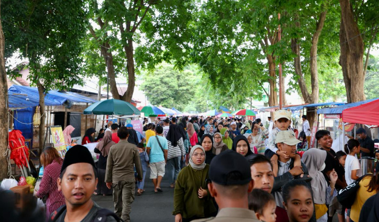 Pertengahan Ramadan, Perputaran Uang di Pasar Takjil Ngerandu Buko Banyuwangi Tembus Rp 8,2 Miliar