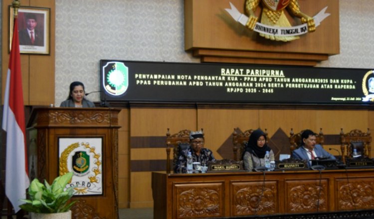 DPRD Banyuwangi Sahkan RPJPD Tahun 2025-2045